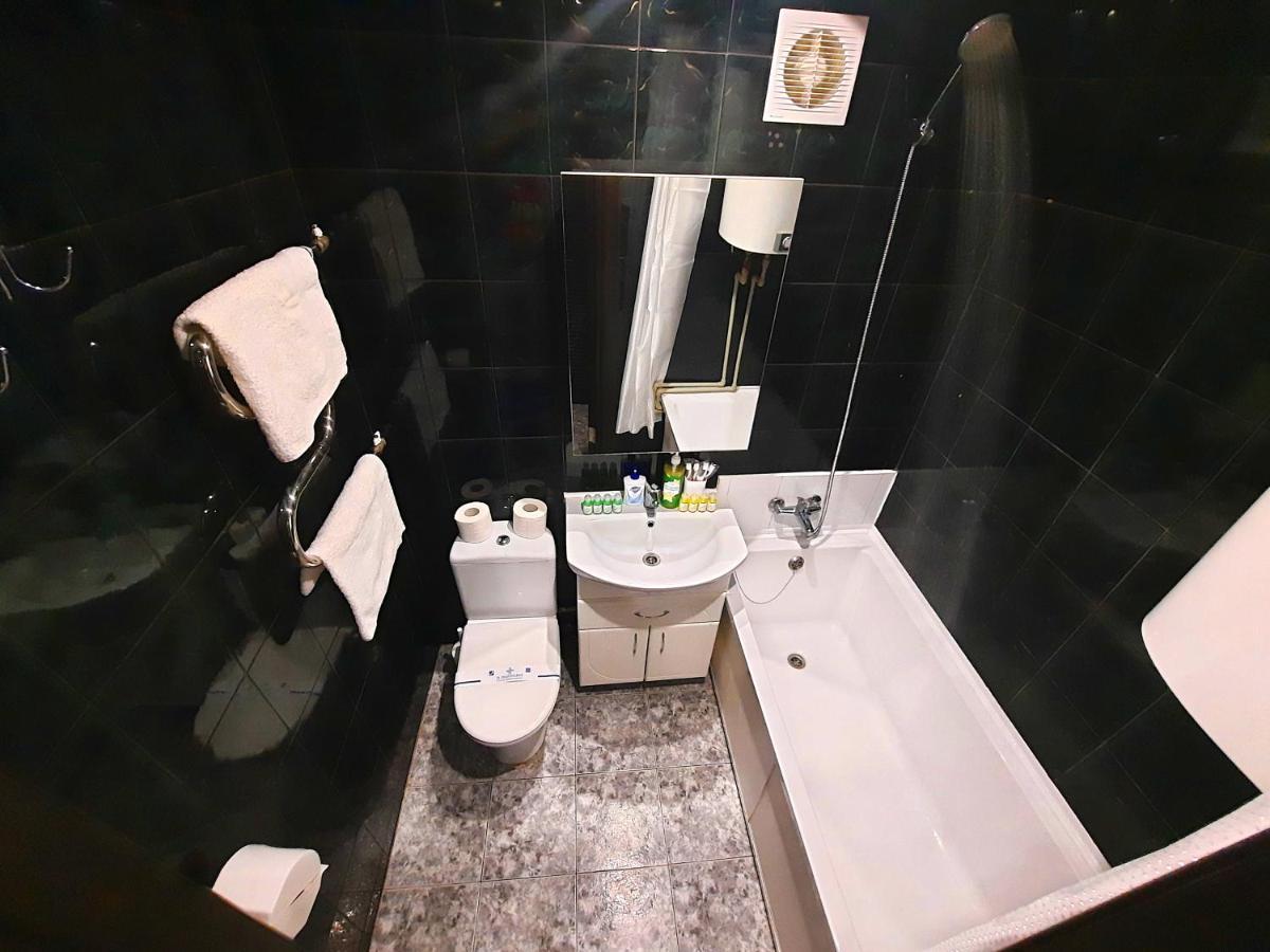 Sea Style - Сеть Апартаментов Alex Apartments Бесконтактное Заселение 24-7 Poltava Habitación foto