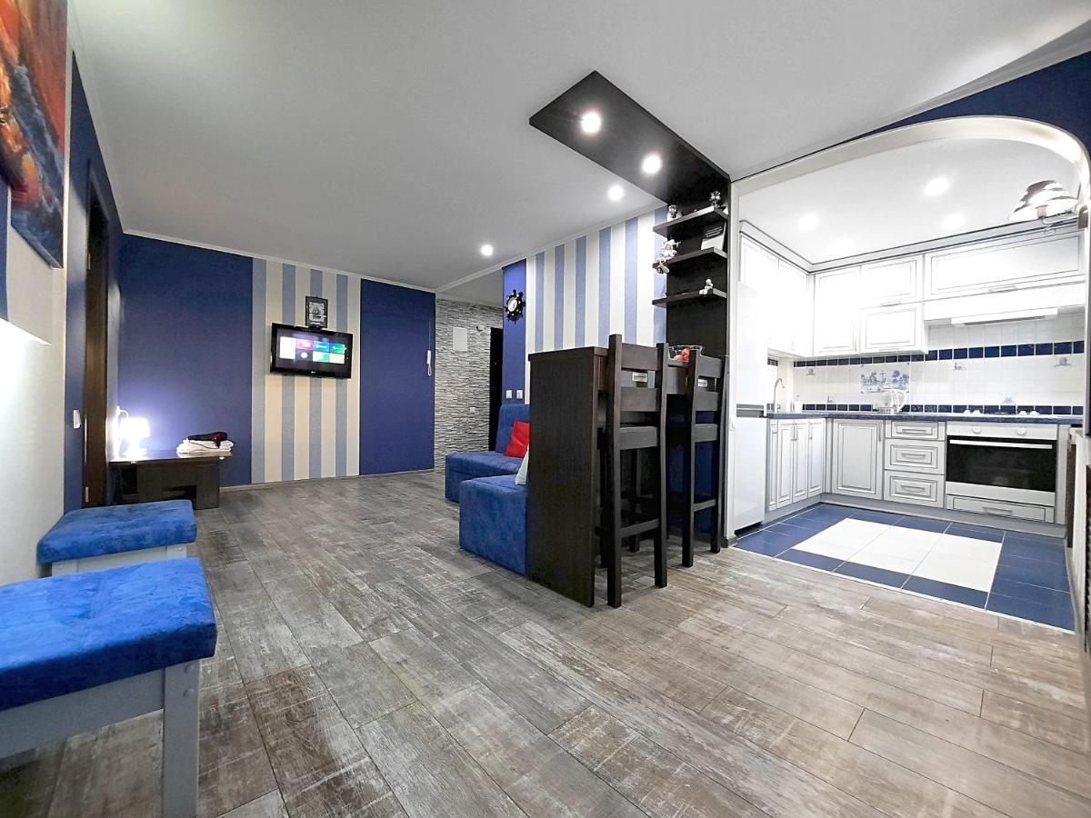 Sea Style - Сеть Апартаментов Alex Apartments Бесконтактное Заселение 24-7 Poltava Habitación foto